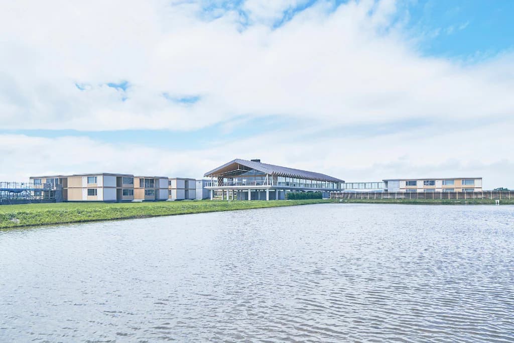 พักผ่อนอย่างมีสไตล์ ณ โชนัยโฮเต็ลซุยเด็นเทอร์เรส: โอเอซิสกลางทุ่งนา